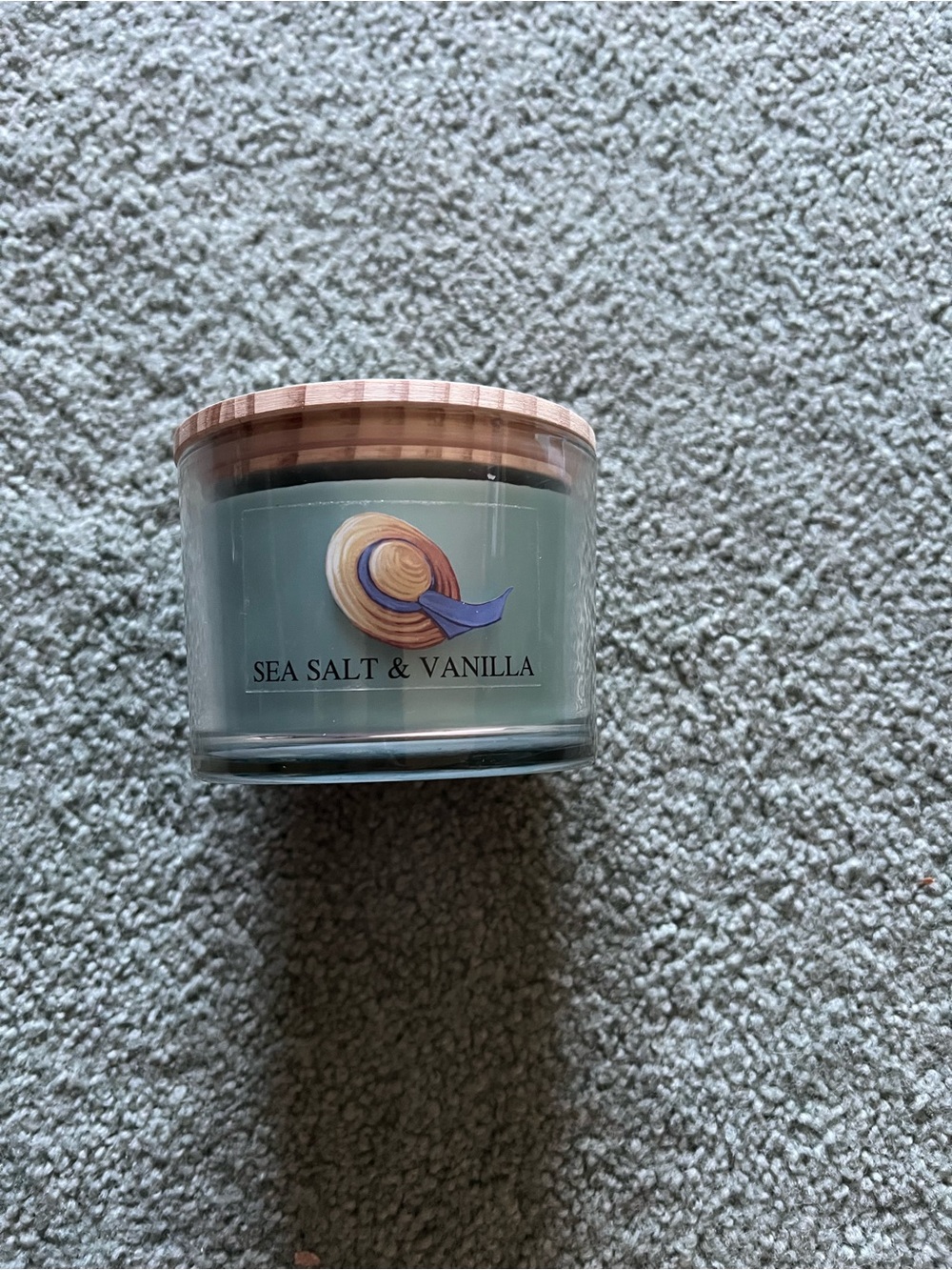Sea Salt & Vanilla Scented Candle - Light Aqua